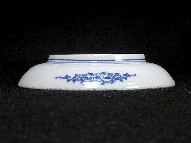 古伊万里　染付　型刷り印判　団龍紋に瓔珞紋の図　４寸半皿　D648AS-CBd
