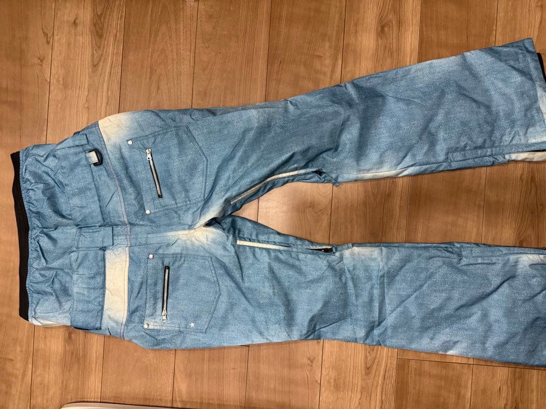 スノーボード用ウェア