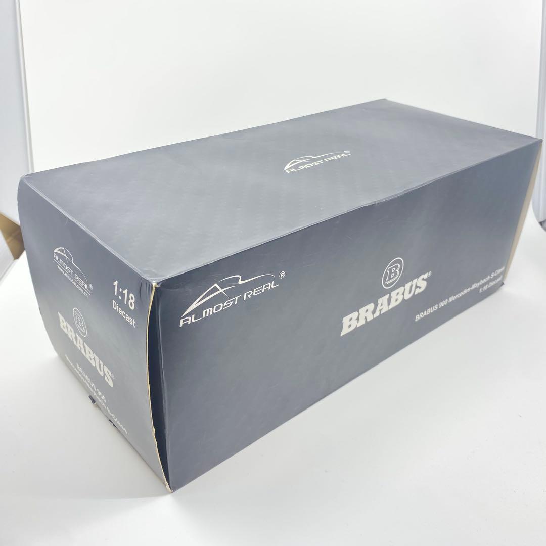 1/18 メルセデスマイバッハ BRABUS 900 Almost Real
