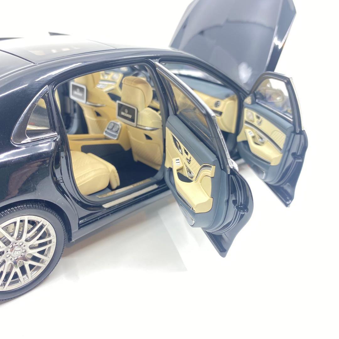 1/18 メルセデスマイバッハ BRABUS 900 Almost Real