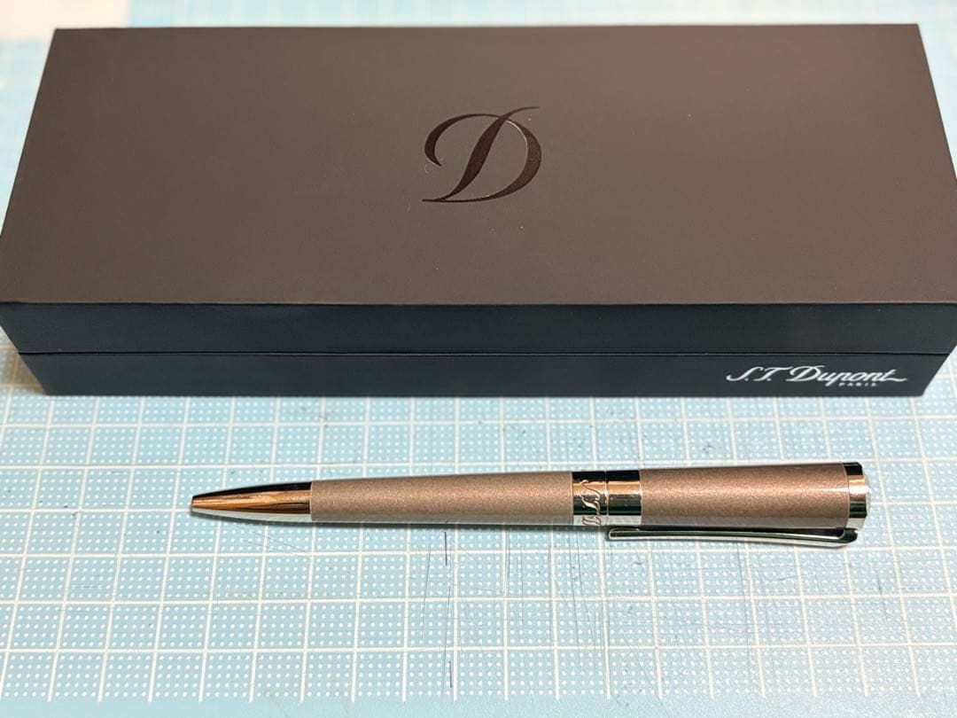 【匿名配送】S.T. Dupont ボールペン グレー（芯は入っていません！）