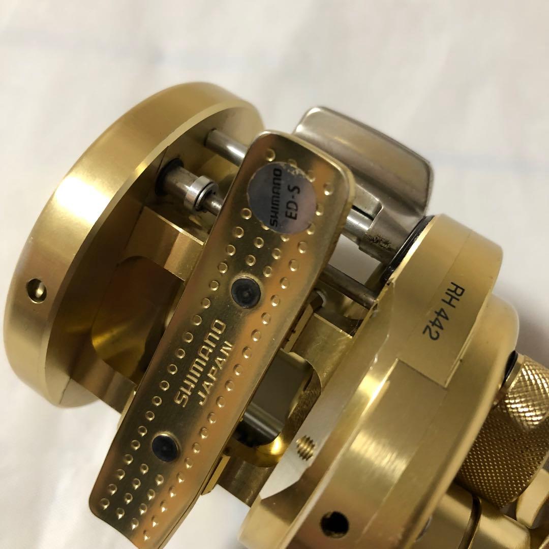 SHIMANO シマノ　01 カルカッタコンクエスト100 RH442 釣り