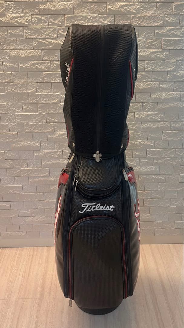 タイトリスト キャディバッグ ホワイト レッド　ブラック ゴルフ 刺繍