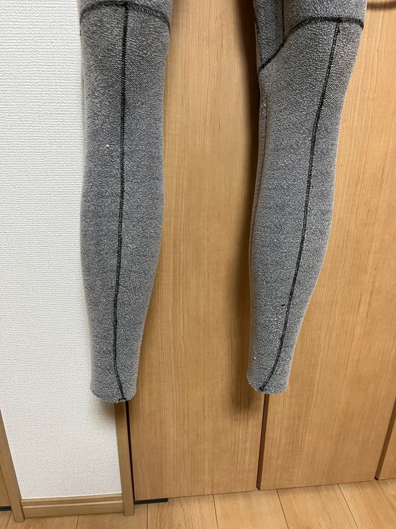 XCEL セミドライ　ウェットスーツ 黒✖️ 赤　5mm