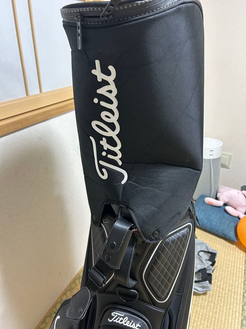 つ　Titleist ツアーキャディバッグ ヘッドカバー、おまけ付き