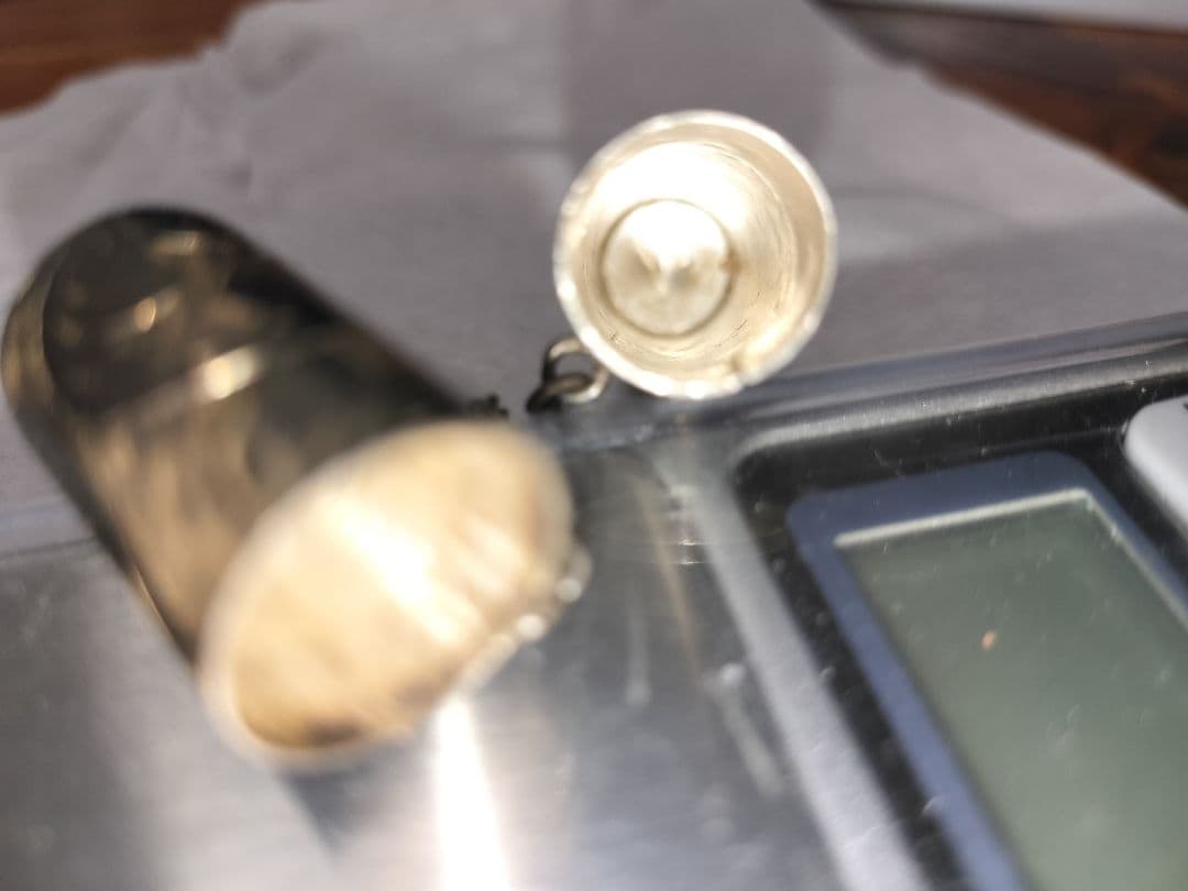 仁丹ケース 　小物入れ　銀製 アンティーク ヴィンテージ　925　工芸品　日本