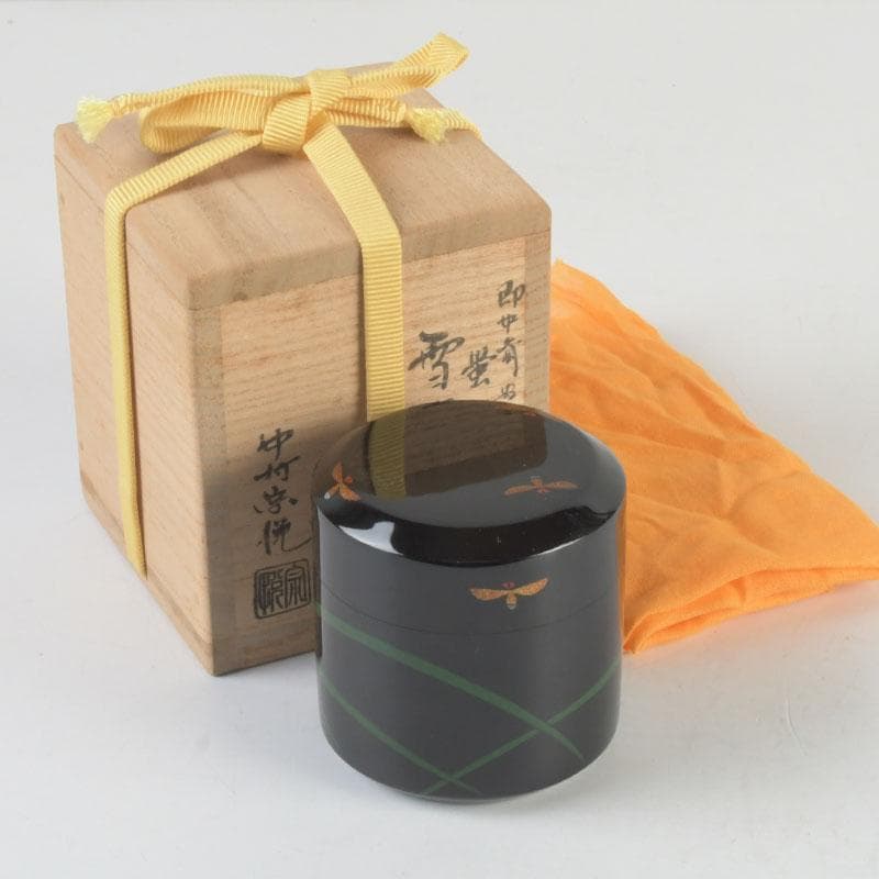 茶道具　山中塗　中村宗悦作　即中斎好写　蛍早苗蒔絵　雪吹棗　共布共箱　V9826