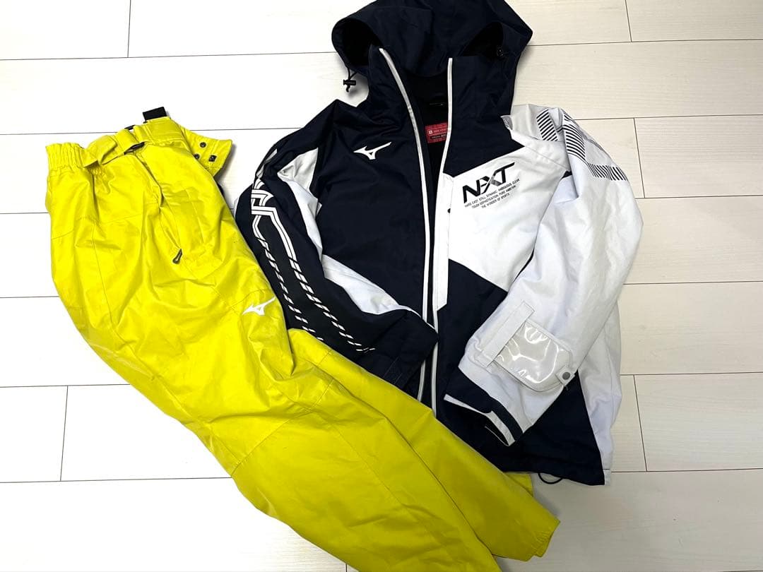 ミズノ　スキーウェア　上着のみ　サイズM セット出品中