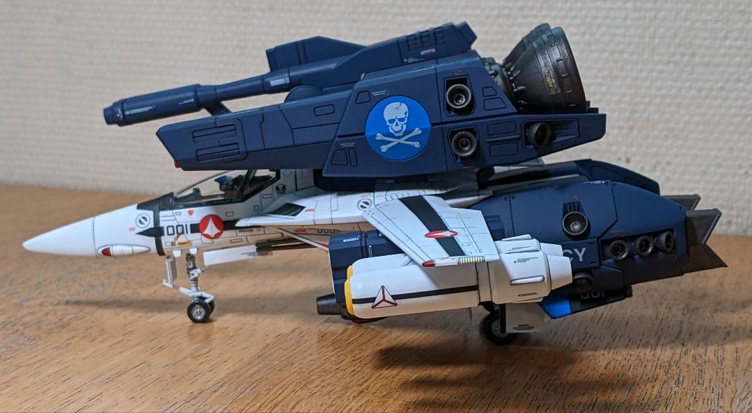 「僕って天才だったのか。」プラモデル完成品1/72VF-1Sストライクバルキリー