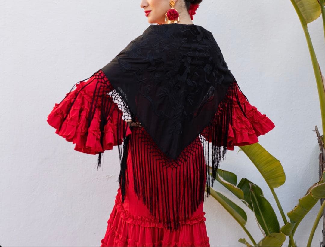 フラメンコ　刺繍シージョ ブラックxブラック花柄刺繍　ブラックフレコ