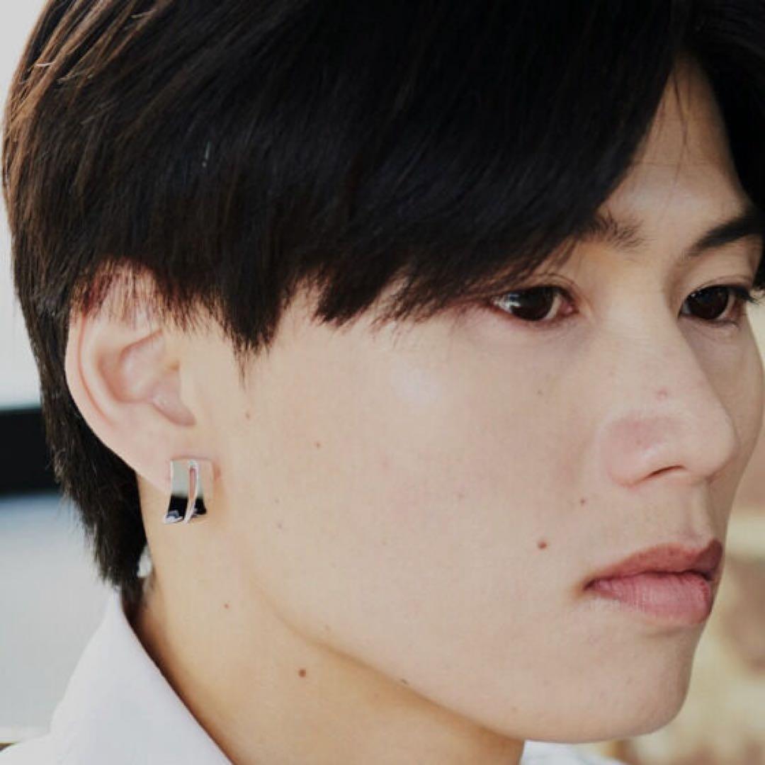 東京リベンジャーズ　スマイリー・アングリー　ピアス　公式　バンダイ