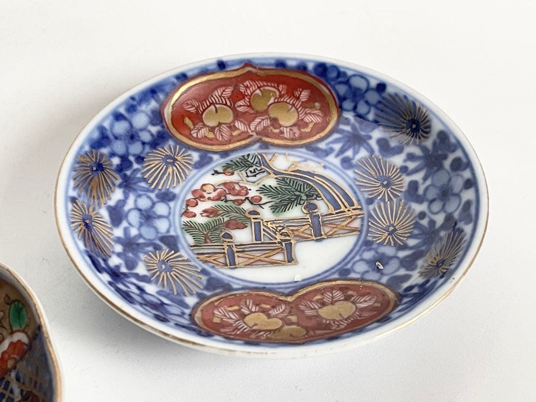骨董　アンティーク　豆皿　手塩皿　2枚　金襴手　色絵　梅松　大明嘉靖年製