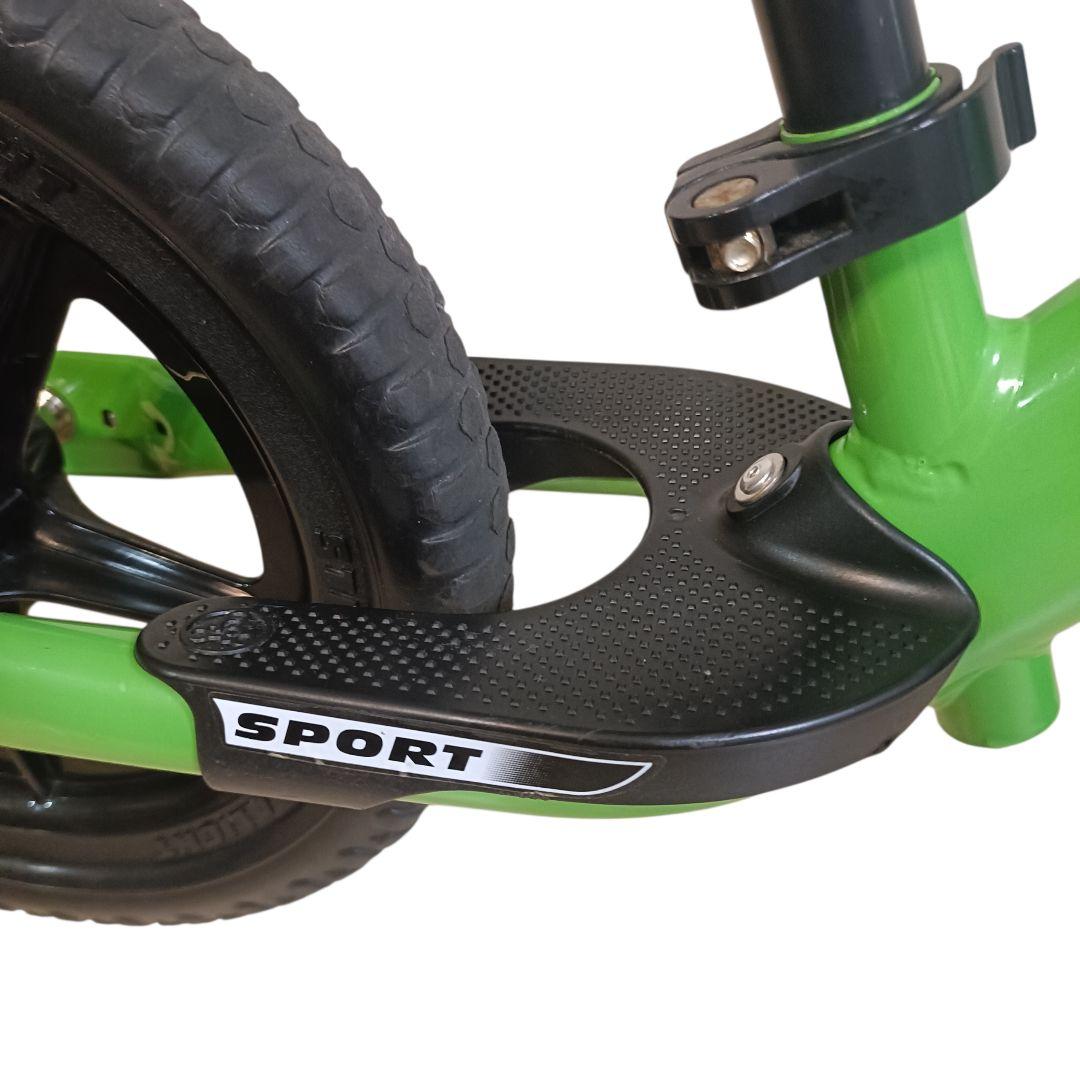 【ストライダー】スポーツモデル12Sport グリーン　日本正規品　美品