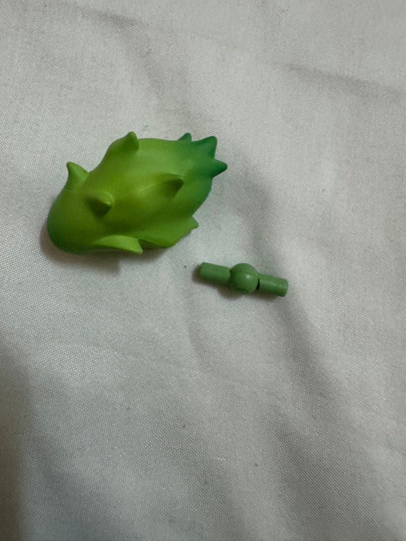 N エヌ　レシラム　ねんどろいど フィギュア　ポケモン　ポケットモンスター