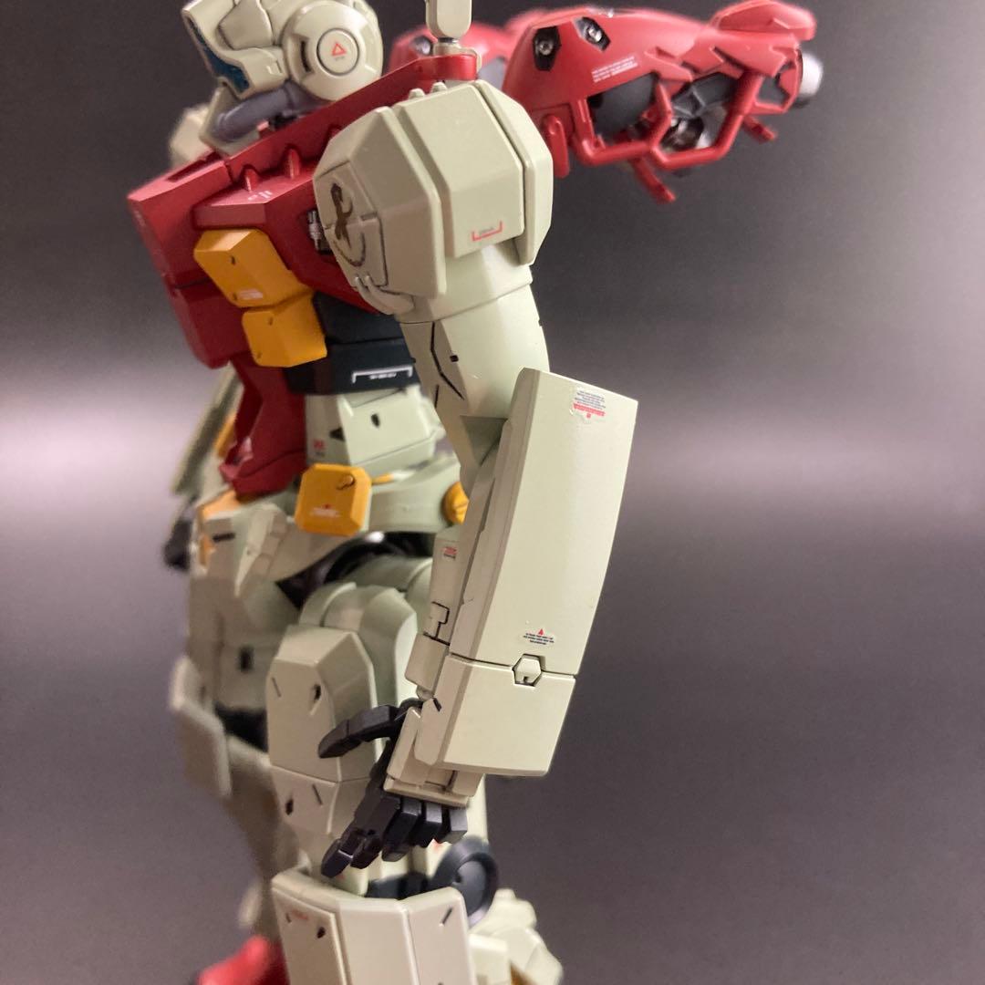 HG ゲルググ　スガイ機塗装済み完成品ガンプラ