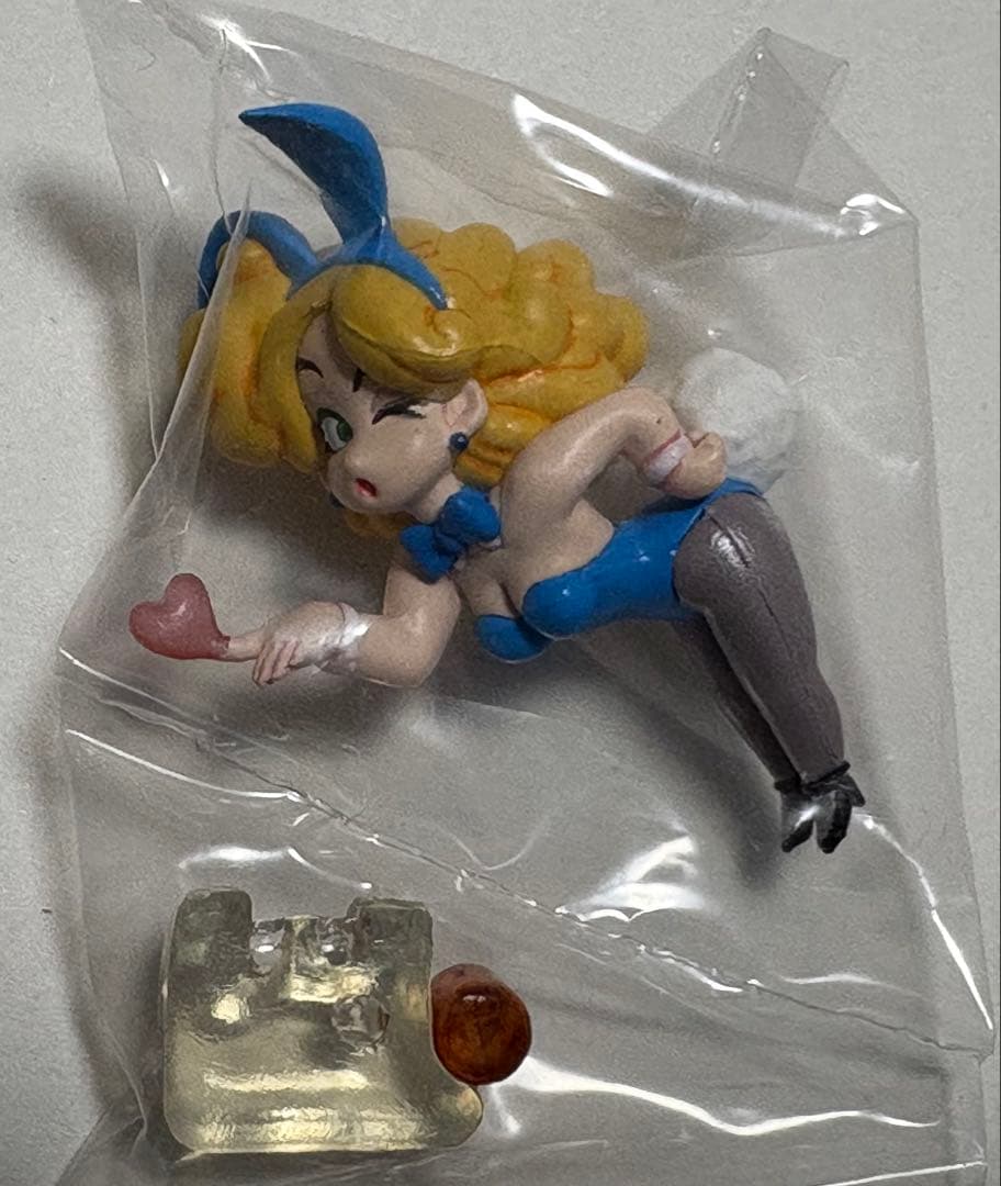 【激レア新品】ドラゴンクエスト キャラクターフィギュアコレクション 3体