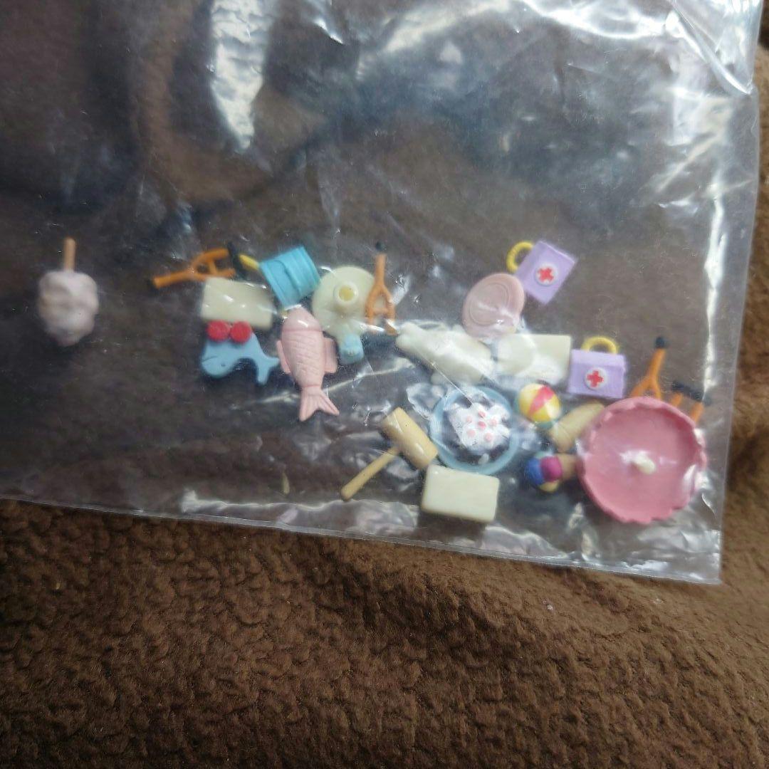 ピングーエッグ★イグルーディスプレイ棚&フィギュア80体以上まとめ売り★送料無料