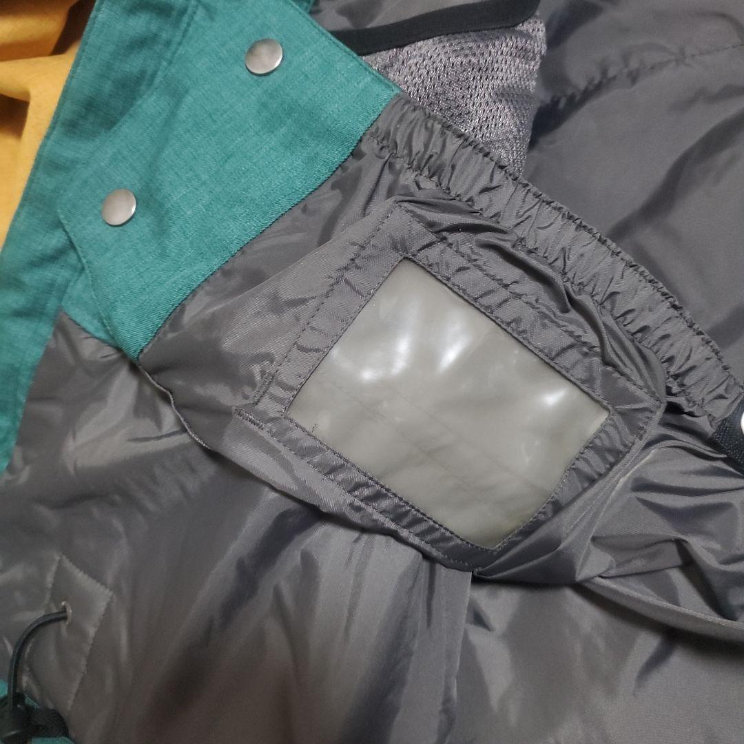 【美品】レディース　スノーボードウェア上下セット　Sサイズ