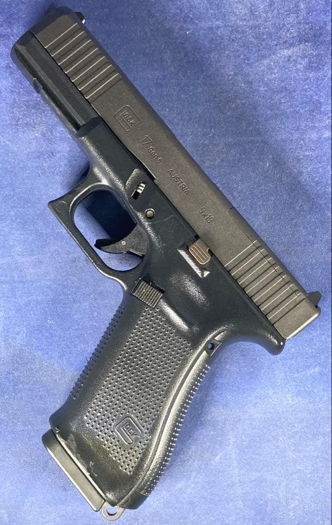 東京マルイ　グロック17 Gen5 MOS マウントスペーサー付　ガスブロ