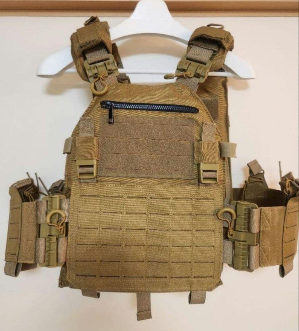 プレートキャリア、 MOELLシステム、 CB(コヨーテブラウン)、プレキャリ