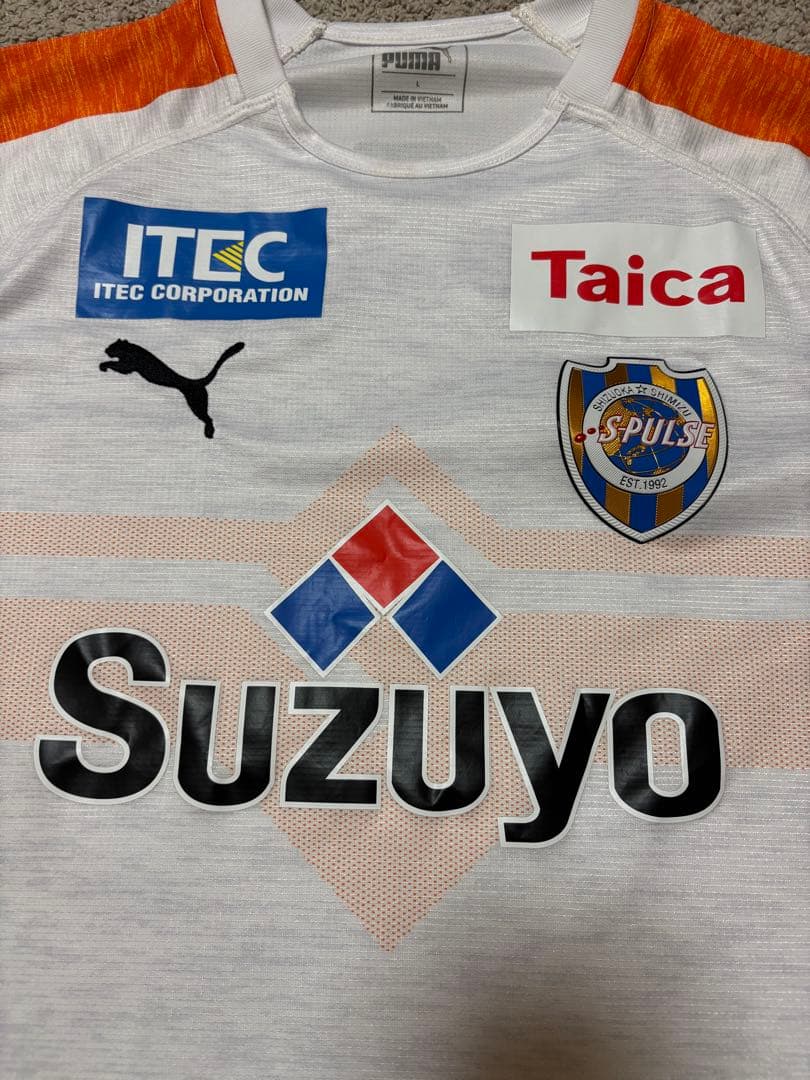 サッカー　清水エスパルス　プーマ　ユニフォーム