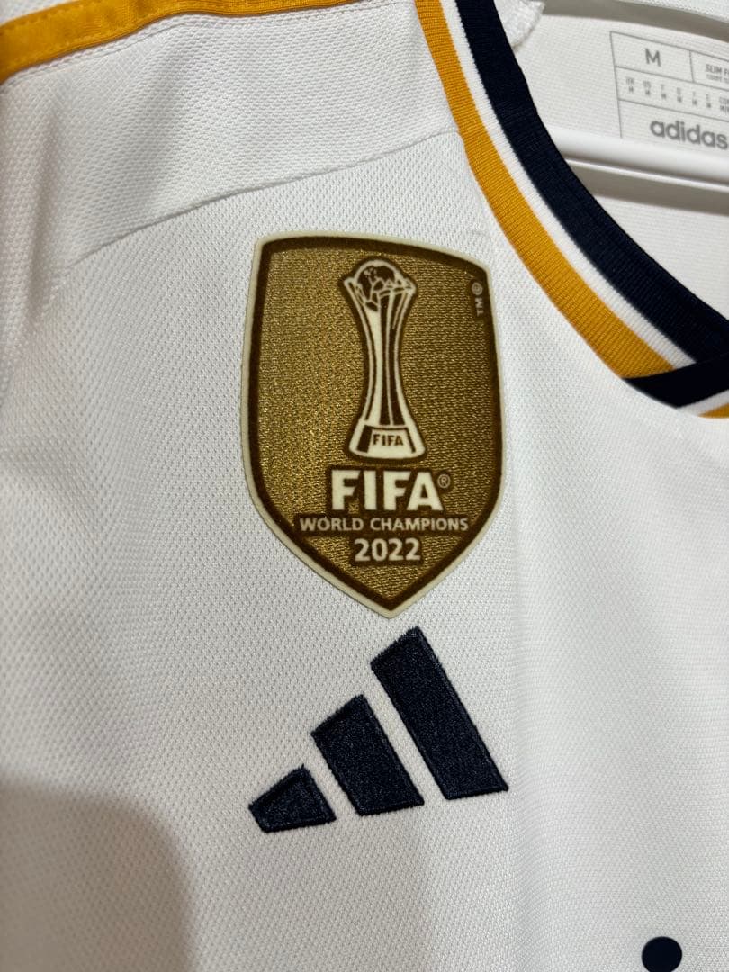 【新品タグ付き】23-24 レアル・マドリー ホームユニフォーム