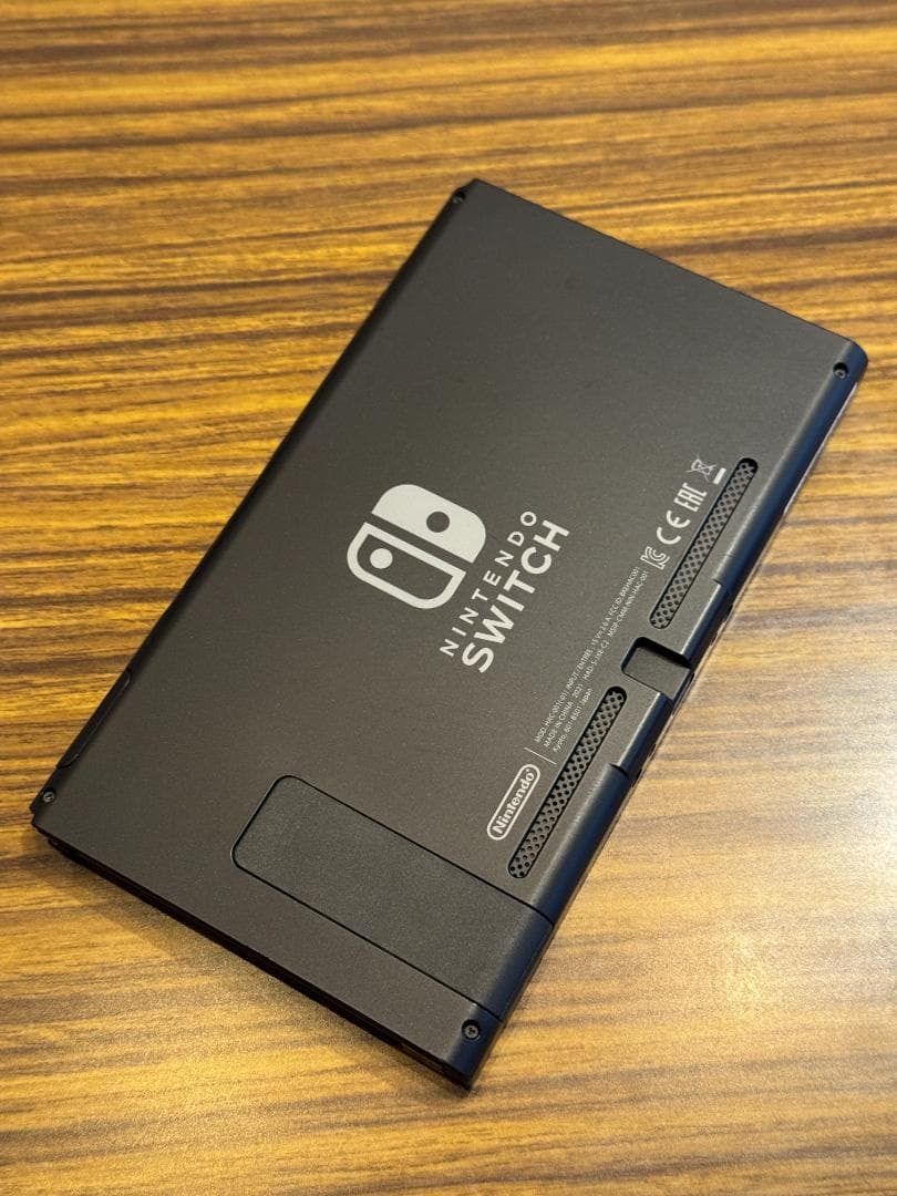 Nintendo Switch 本体セット 社外プロコン、ジョイコンスタンド付き