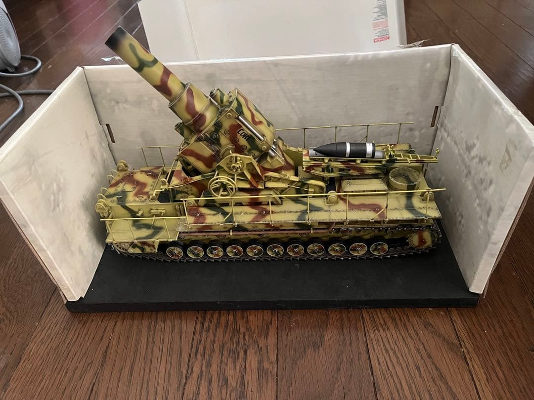 カール　自走臼砲