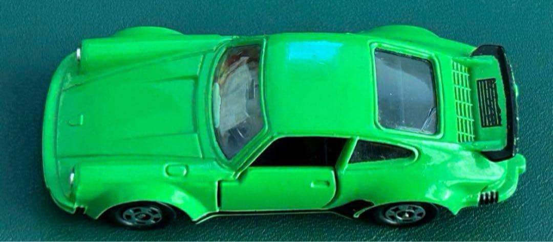 トミカ ポルシェ 930ターボ グリーン