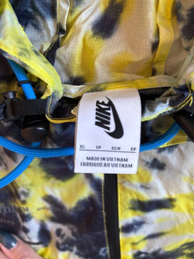 ウォーキング・ランニングウェア NIKE off-white