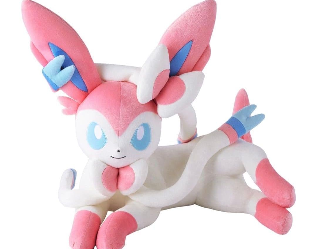 ポケモンセンター　ニンフィア　ぬいぐるみ　等身大