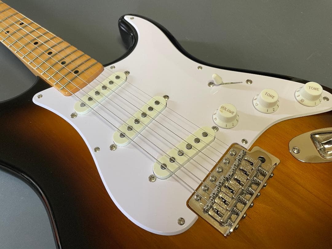 ギター squier classic vibe stratocaster '50s