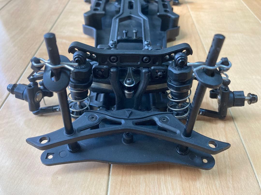 ハ*ー様 yokomoヨコモ　YD2Z　ドリフトカー　２WD　タイヤ付