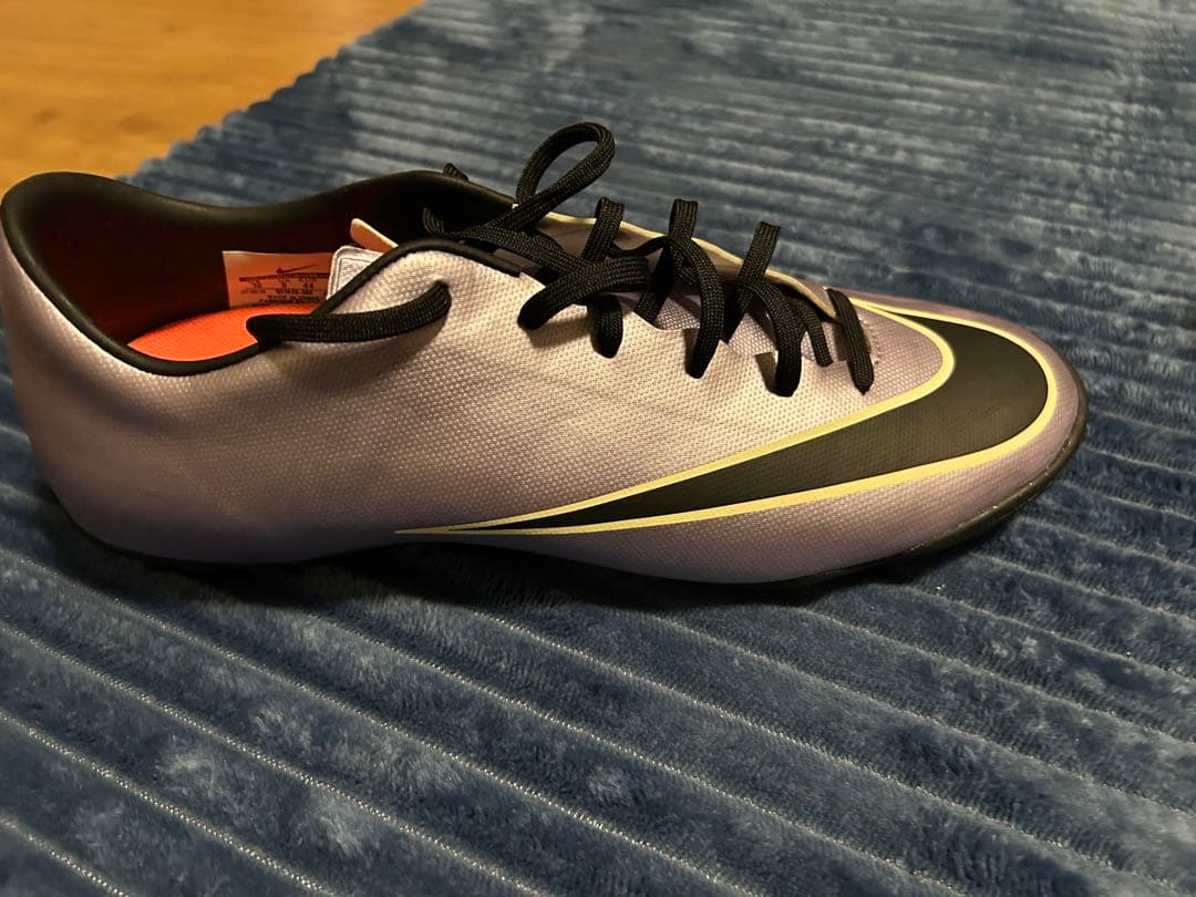 ナイキ　マーキュリアル ビクトリー V TF パープル