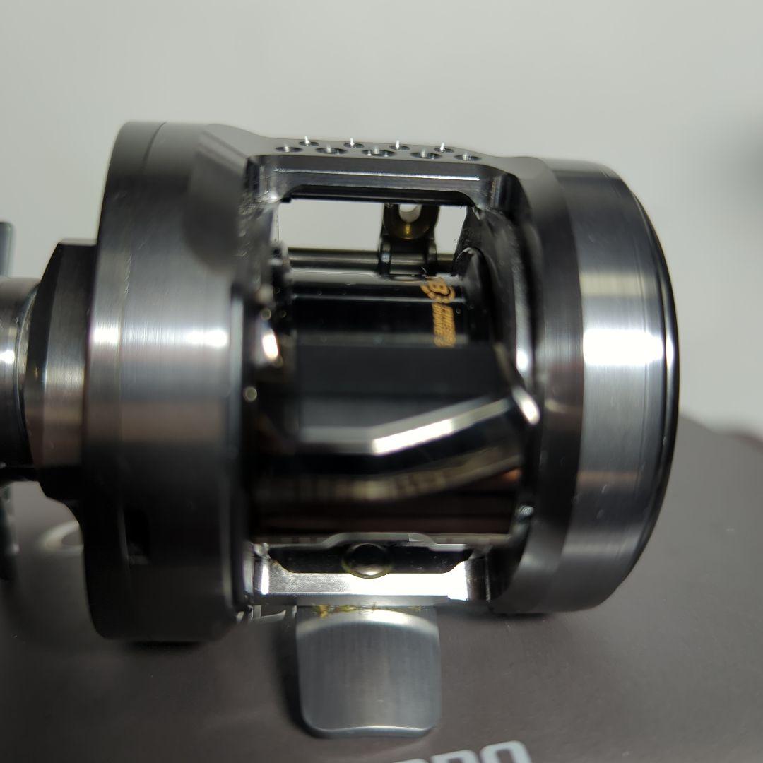 未使用　SHIMANO カルカッタコンクエストBFS-XG brimoウッドノブ