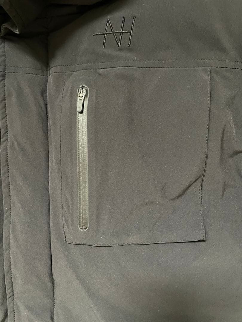 bassy　svolme NEUTRAL ACT ダウンジャケット