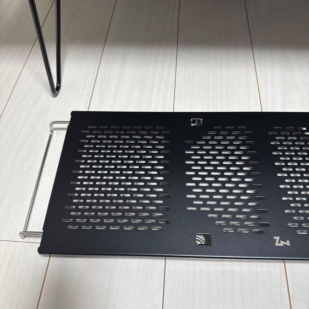 ZAENARTS トードテーブルとシェルフセット