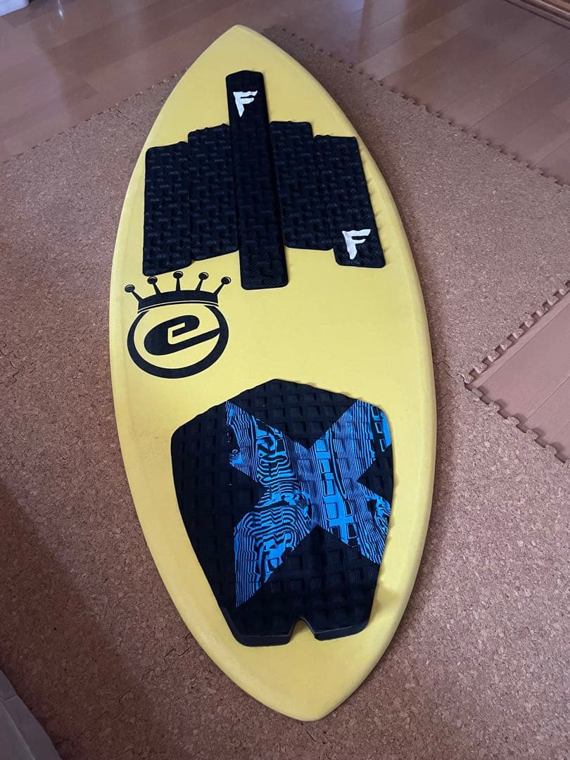 今月限定格安！EXILEスキムボードXSサイズ