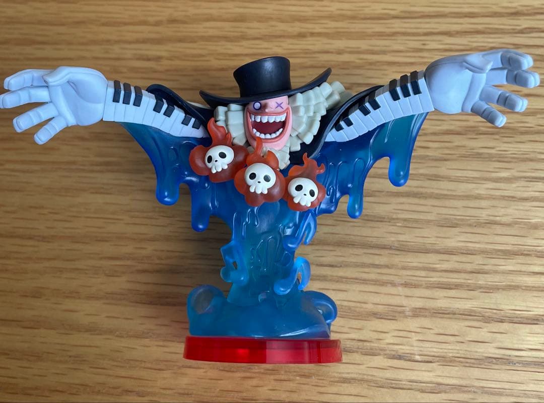 ONE PIECE ワールドコレクタブルフィギュア　ウタ　トットムジカ　ワーコレ