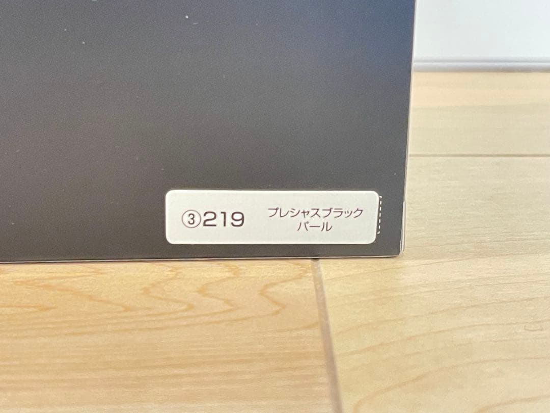 トヨタ ハリアー ミニカー 1/30スケール プレシャスブラックパール非売品