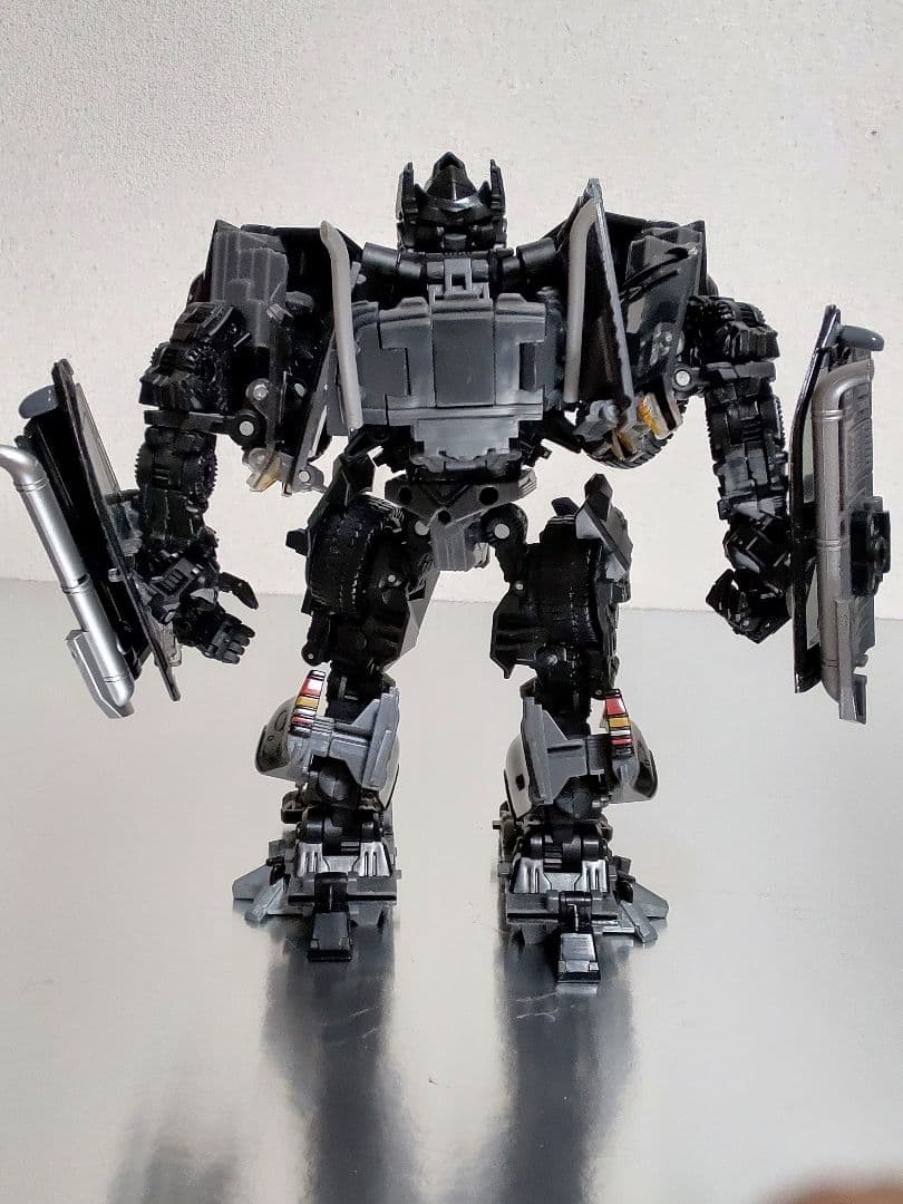 トランスフォーマー マスターピースムービー MPM6 アイアンハイド