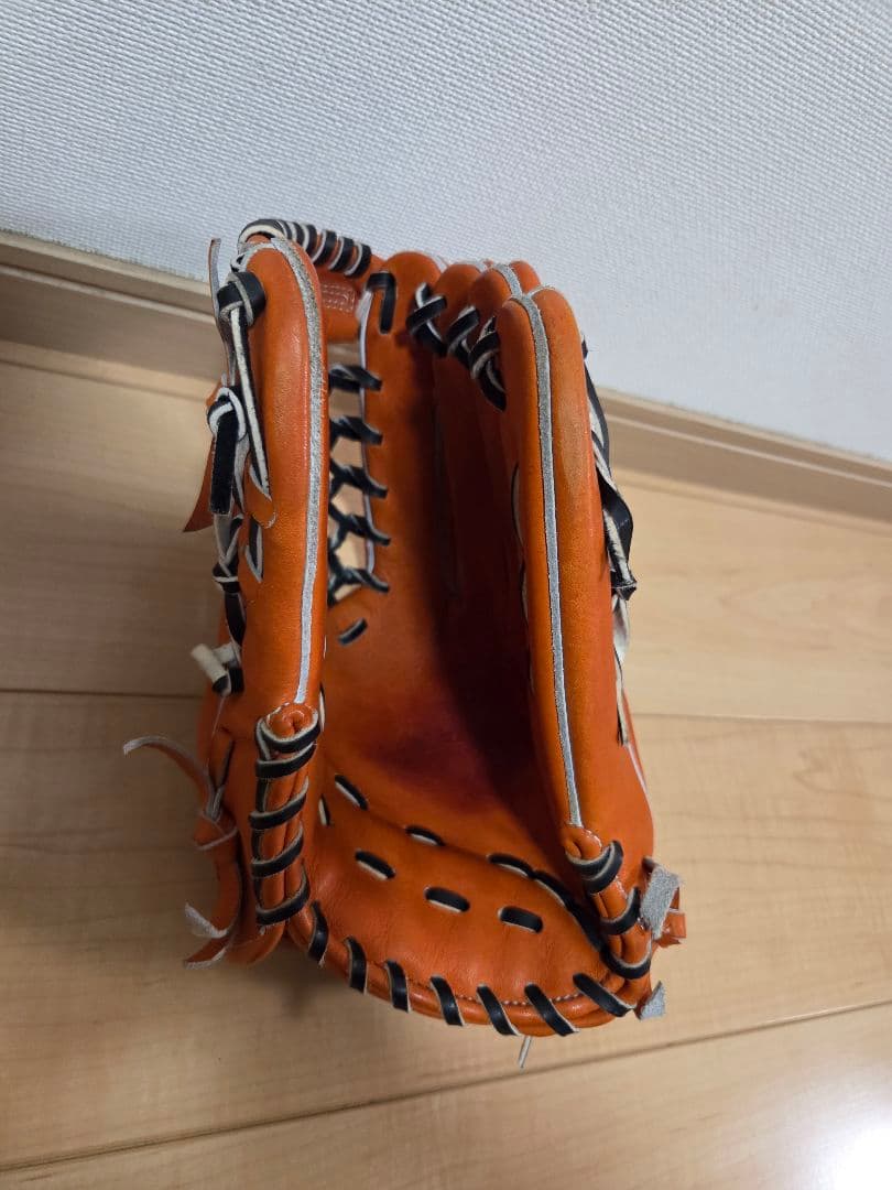 【期間限定 〜2/6】和牛JB 外野手用グローブ