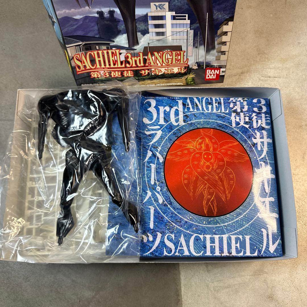 新品 未組立品 新世紀エヴァンゲリオン HG第3使徒 サキエル