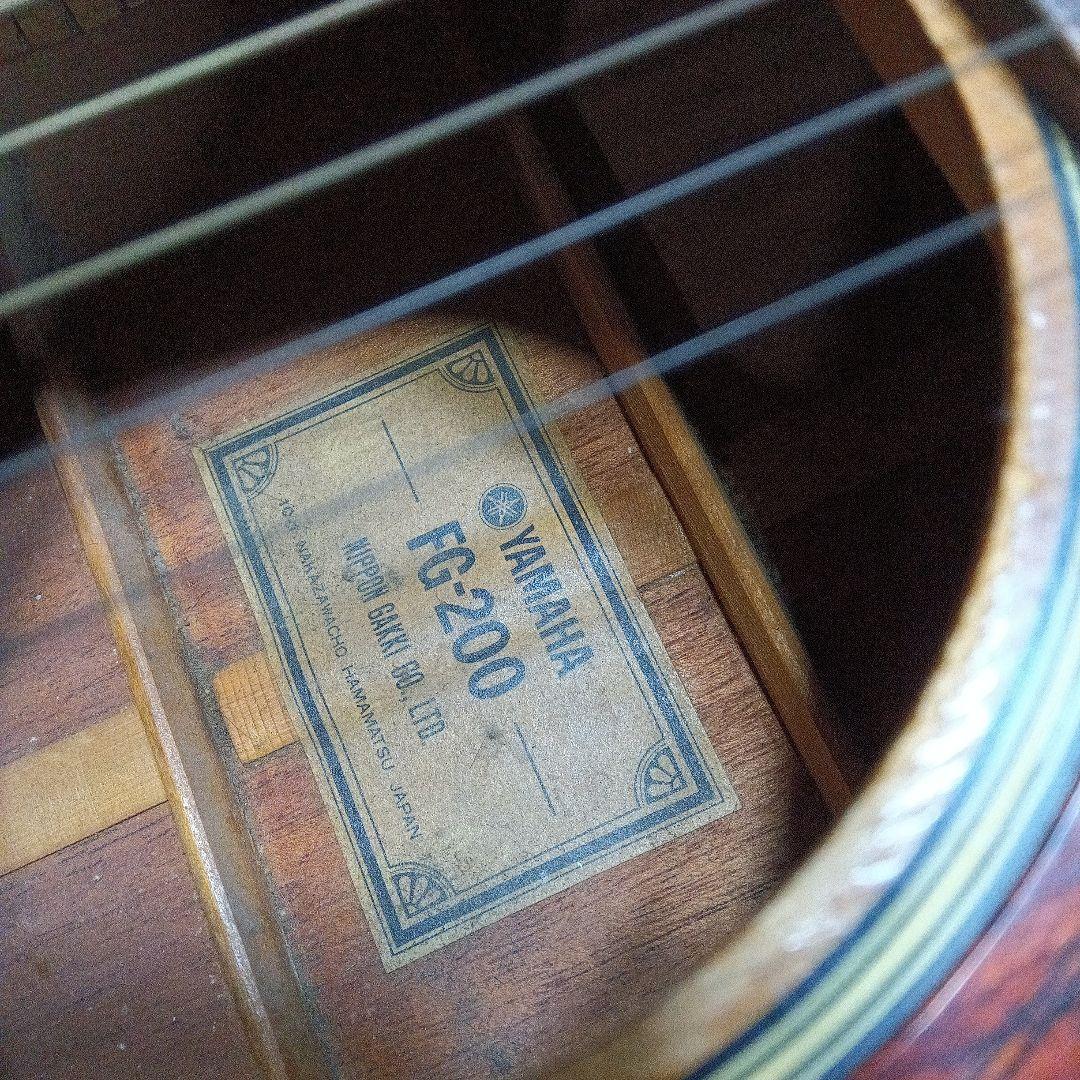 ヤマハ　アコースティックギター　ＦＧ-２００