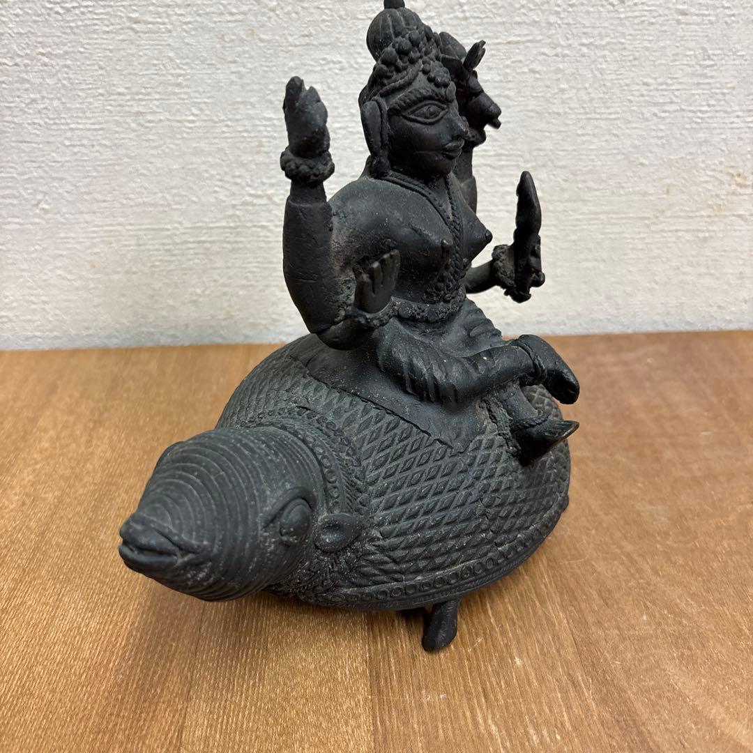 金属製 神像 亀の形彫刻
