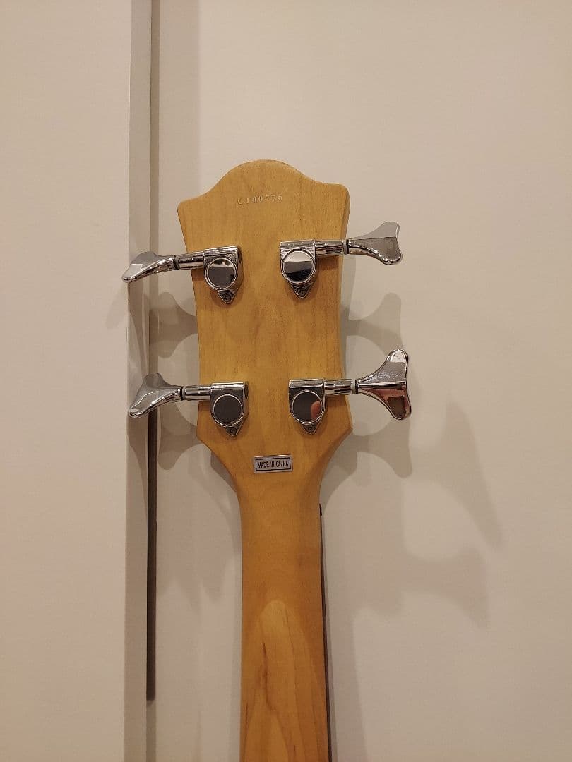 Chatting Bird エレキベース モッキンバードモデル