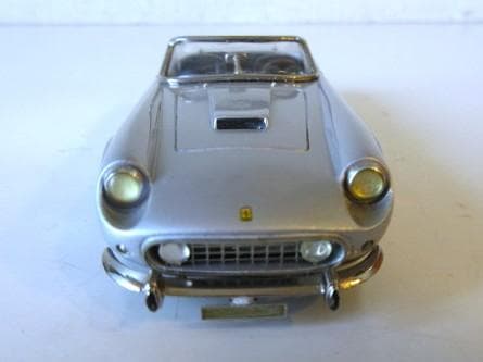特価 AMR (1/43) フェラーリ 250GT California