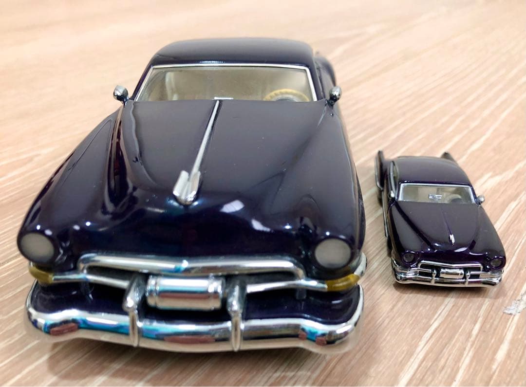 1/24 1/64 ホットウィールレジェンドシリーズCADZZILLAキャジラ