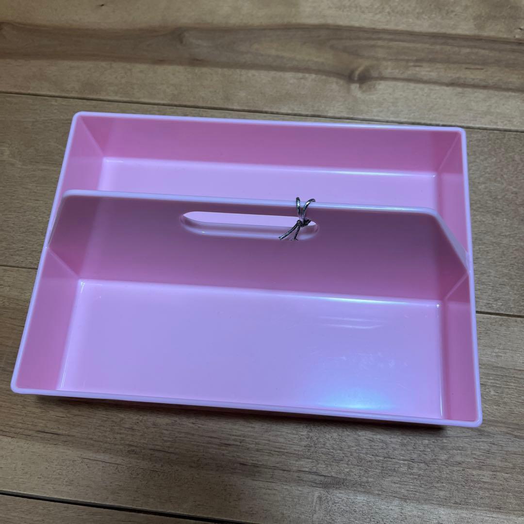 5000円　2019 サンリオキャラクター スタッキングトレー ピンク