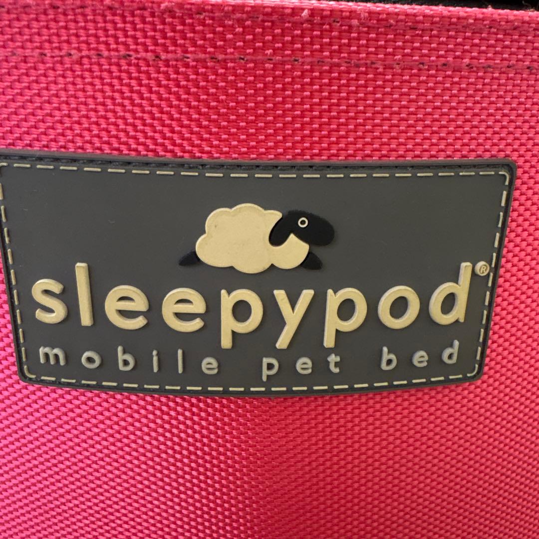 犬用キャリー　sleepypod mobile pet bed